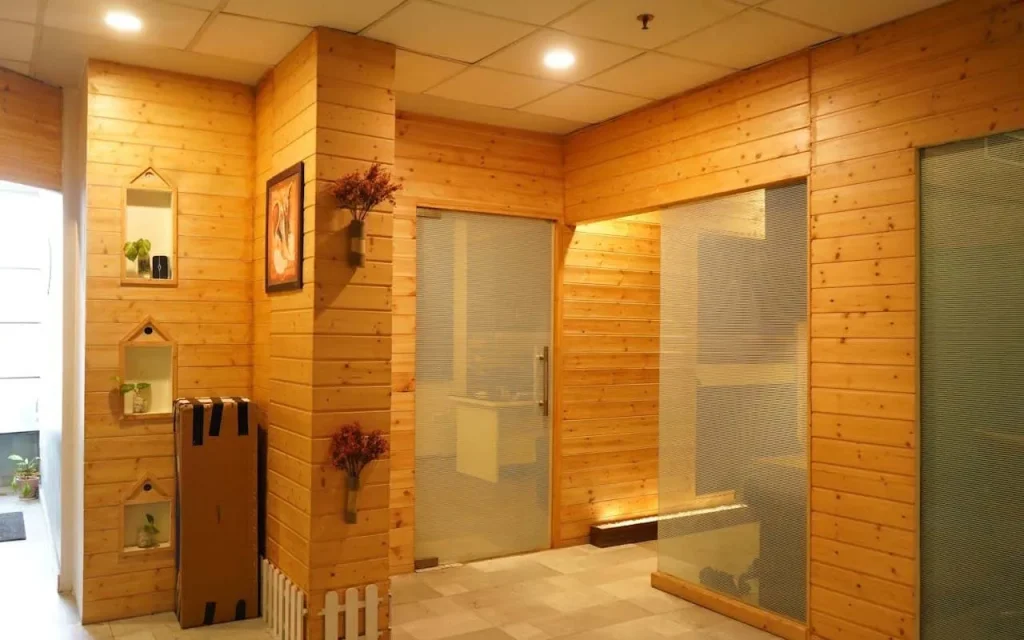 پنل آکوستیک دکوراتیو با طراحی زیبا برای کاهش اکو و بهبود کیفیت صدا در دکور داخلی